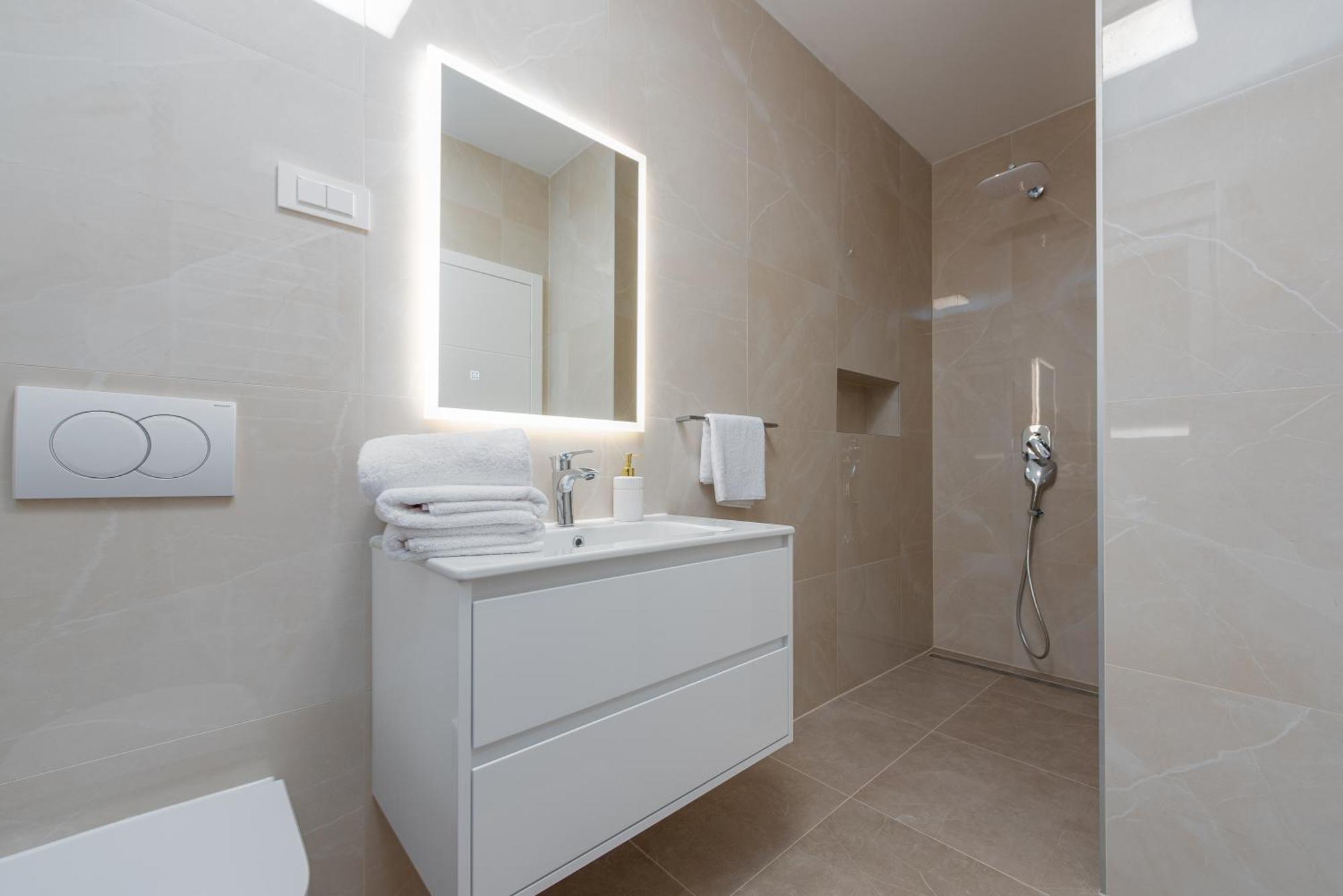 Apartments Menalo Elegance 자톤 외부 사진