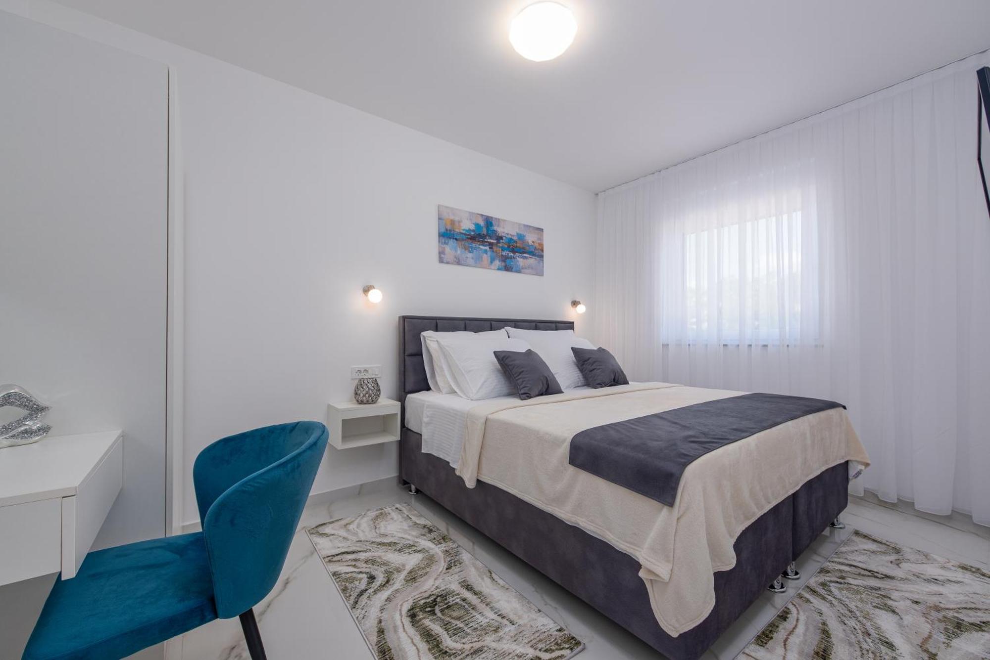 Apartments Menalo Elegance 자톤 외부 사진