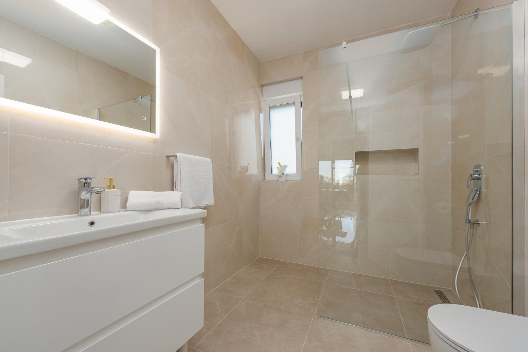 Apartments Menalo Elegance 자톤 외부 사진