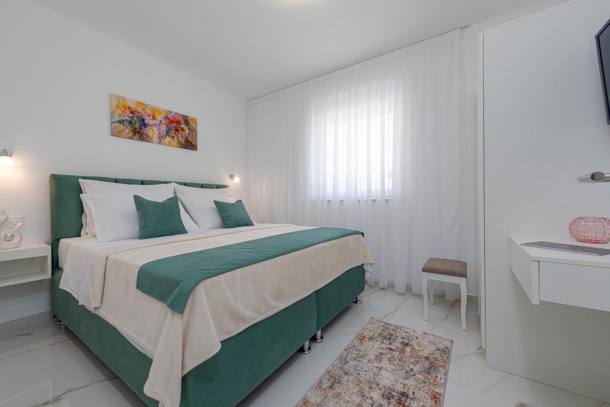 Apartments Menalo Elegance 자톤 외부 사진